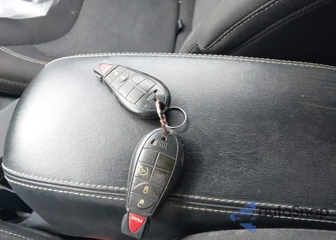 2016 Jeep Cherokee Latitude z USA, uszkodzony, nr VIN 1C4PJMCS5GW206325